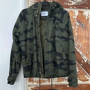 Aritzia Tna camo coat